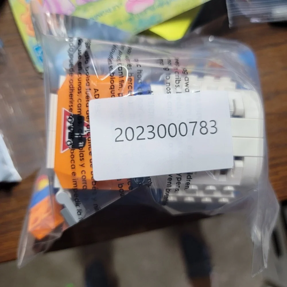 Lego 8404 City Sweeper Complete minifigures Instructions - Picture 7 of 7